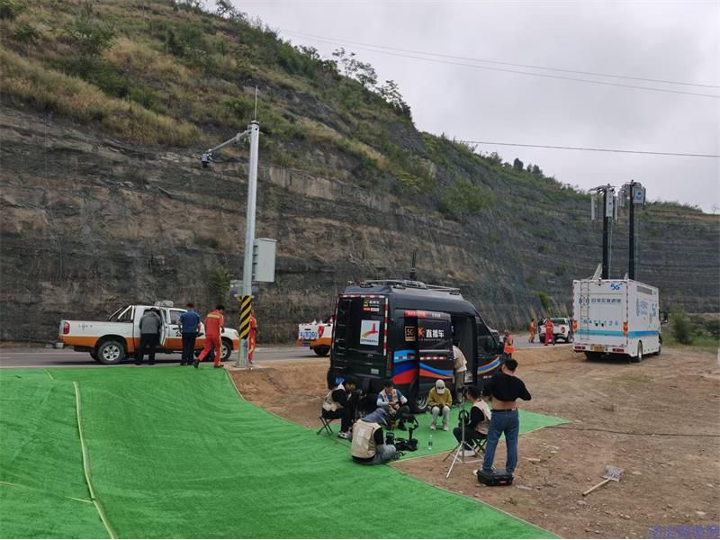 路企联动保畅通 陕西移动延安分公司5G应急车护航全省汛期公路