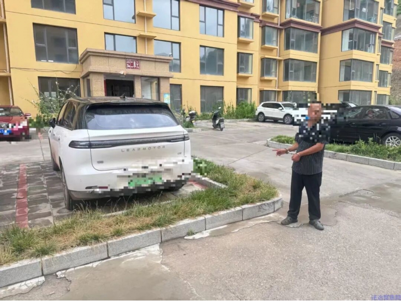 夏季安澜行动|速破砸车盗窃案 守护群众财产安全