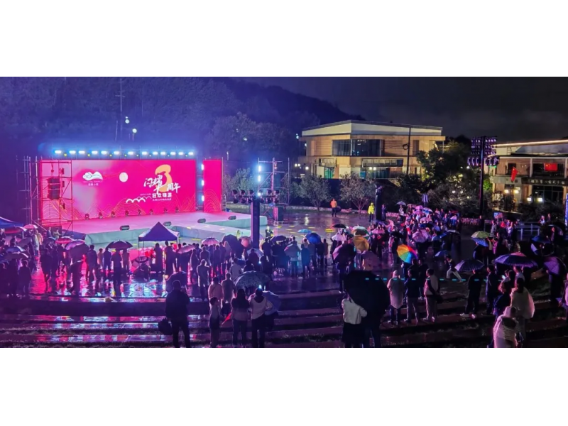 文旅盛宴点亮金秋！渭滨区非遗打铁花、时尚大秀、群星演唱会燃爆国庆假期