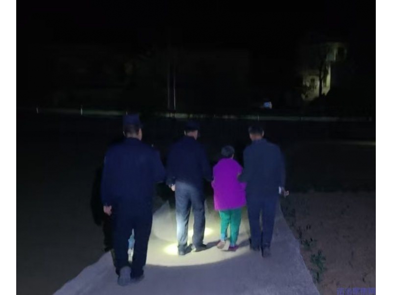 商洛柞水公安：暖心救助走失老人 履职尽责守护平安