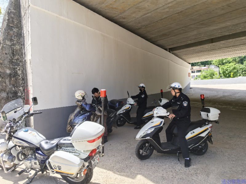 商洛柞水凤镇派出所快速联动 1小时抓获肇事逃逸嫌疑人
